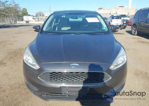2016 Ford Focus Se z USA, uszkodzony, nr VIN 1FADP3F20GL390765